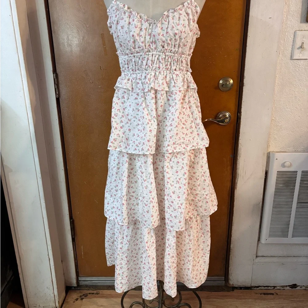 NWT Spring & Summer maxi dress.  Tea length. Medium - Picture 2 of 6